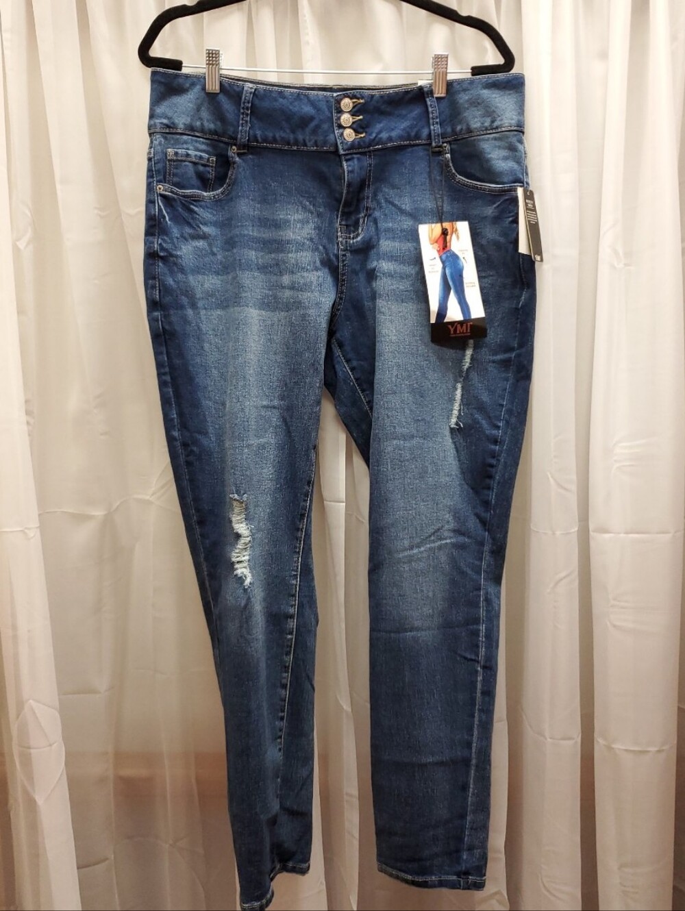 YMI Women Size 16 NWT Skinny Jeans Distressed Dark Wash 3 Button High Rise Stret